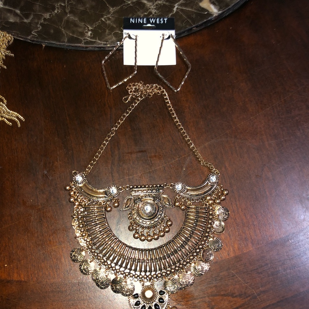 Cleo necklace beautifull !!!!